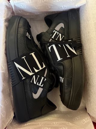 Scarpe Valentino Garavani Nero Nuove