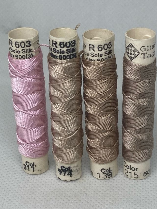 Gutermann R603 Soie Silk Hilos