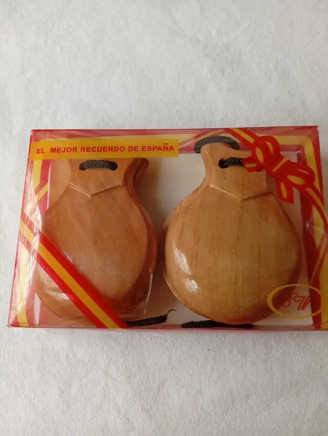 Castañuelas de madera - El mejor recuerdo de Españ