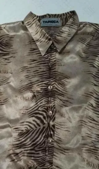 Camisa Raso Animal Print Talla 48