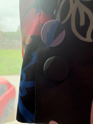 Americana floral negra multicolor