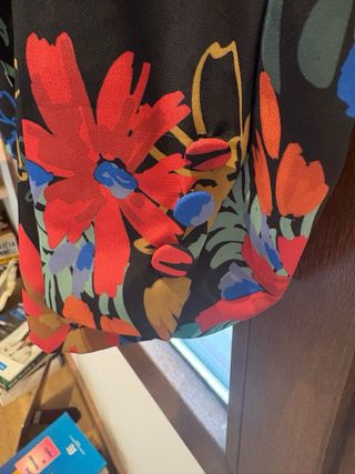 Americana floral negra multicolor