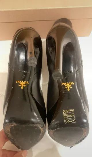 Botines Prada Piel Negros