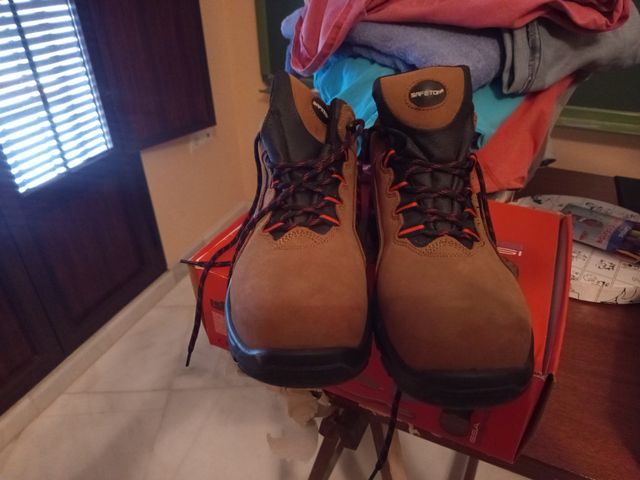 Botas de seguridad Safetop Llodio Talla 47