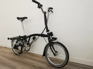 Brompton H6R Negra y Plateada - 6 Velocidades