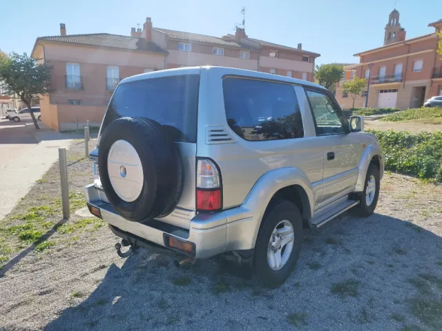 Toyota Land Cruiser 90 1997