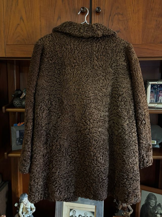 Abrigo de piel astracan
