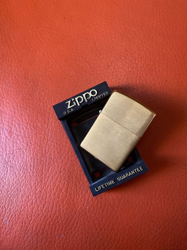 Accendino Zippo Vintage Ottone Massiccio