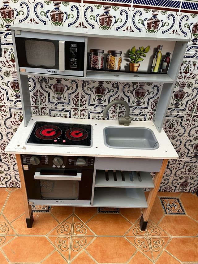 Cocinita de madera Madera