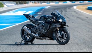 Material Original Yamaha R1 2025