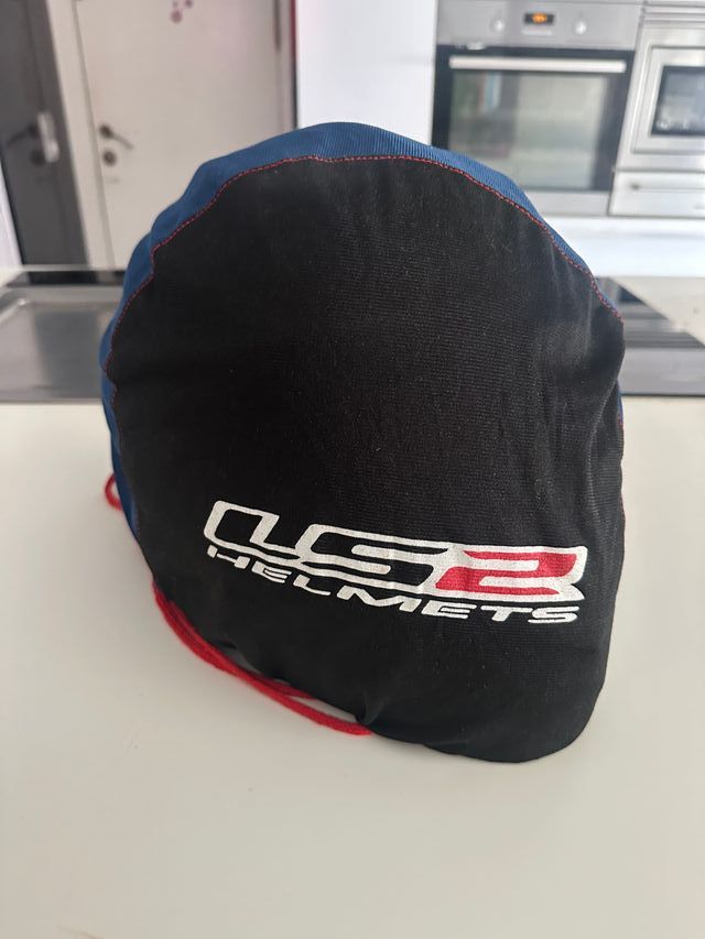 Casco Integral Personalizado en Perfecto Estado.