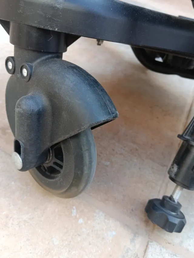 Patinete infantil con asiento