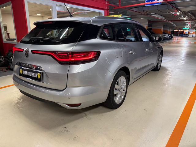 RENAULT Megane S.T. Intens Blue dCi 85 kW 115CV SS