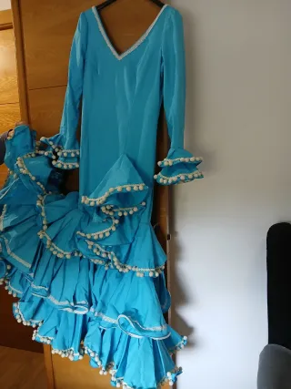 Traje de flamenca azul