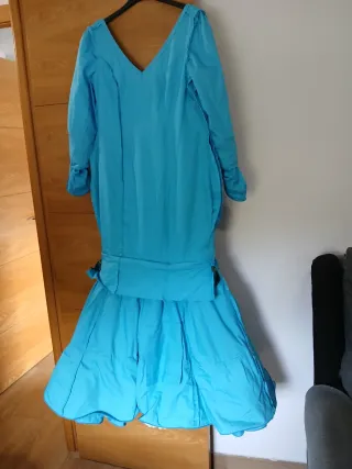 Traje de flamenca azul