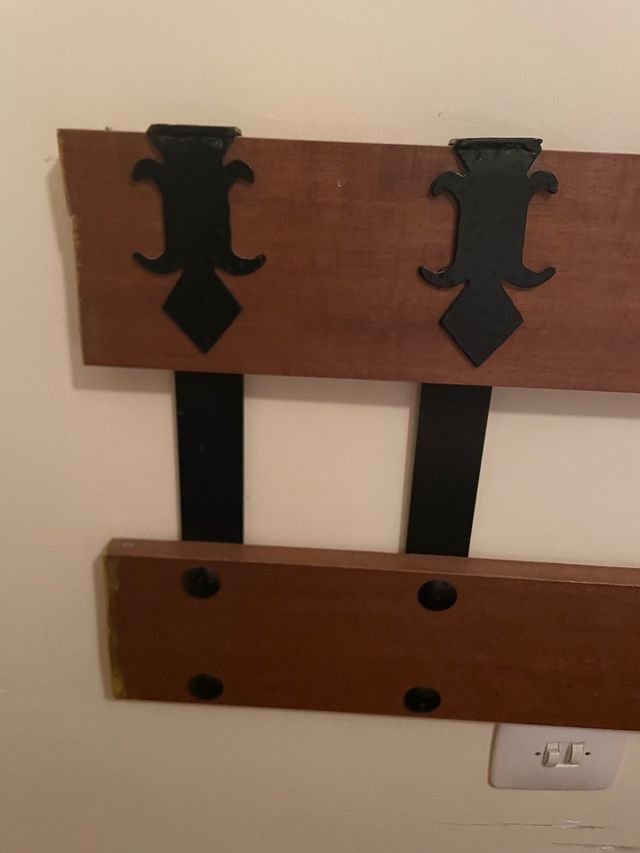 Cabezal de cama vintage madera y metal