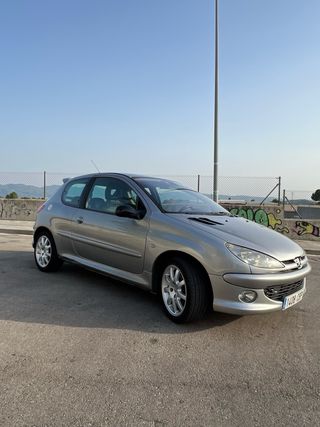 Peugeot 206 gti 2002
