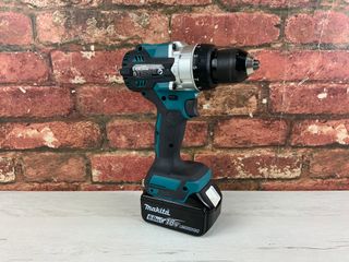 Taladro Combinado LXT Makita DHP486