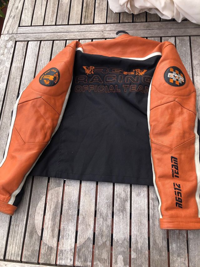 Chaqueta Moto Negra y Naranja