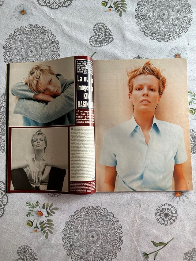 Revista !HOLA! Diana en la encrucijada