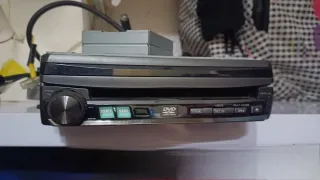 Para auto: Alpine D100R Mobile Media Station