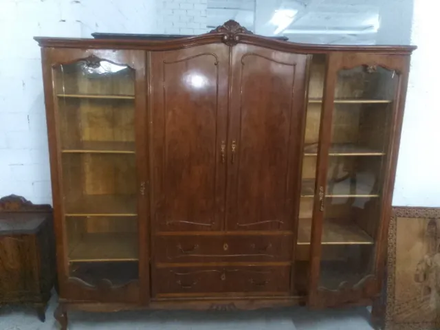 Mueble antiguo de despacho madera y cristal