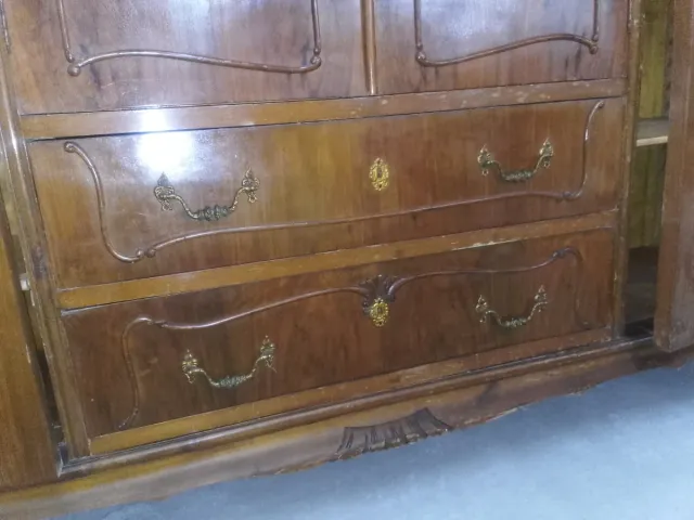 Mueble antiguo de despacho madera y cristal