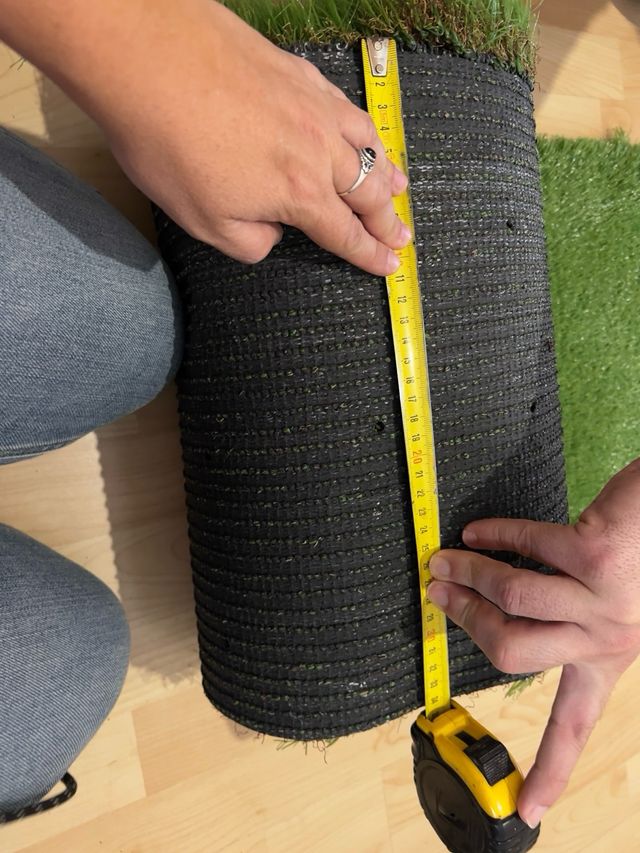 Césped artificial recorte 5 - 4,5m x 30cm