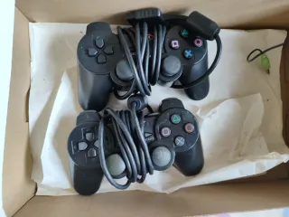 Lote Buzz y Singstar PS2