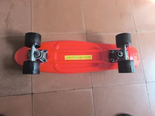 Monopatín tipo Penny Rojo