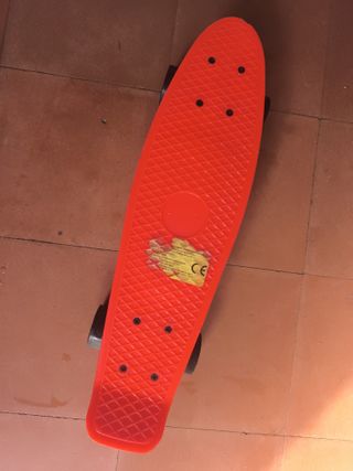 Monopatín tipo Penny Rojo