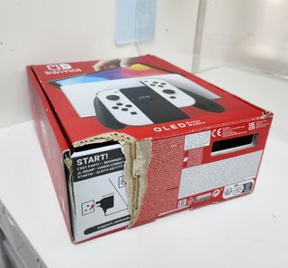 Consola NINTENDO Swtich Oled HEG-001 + 2 Juegos