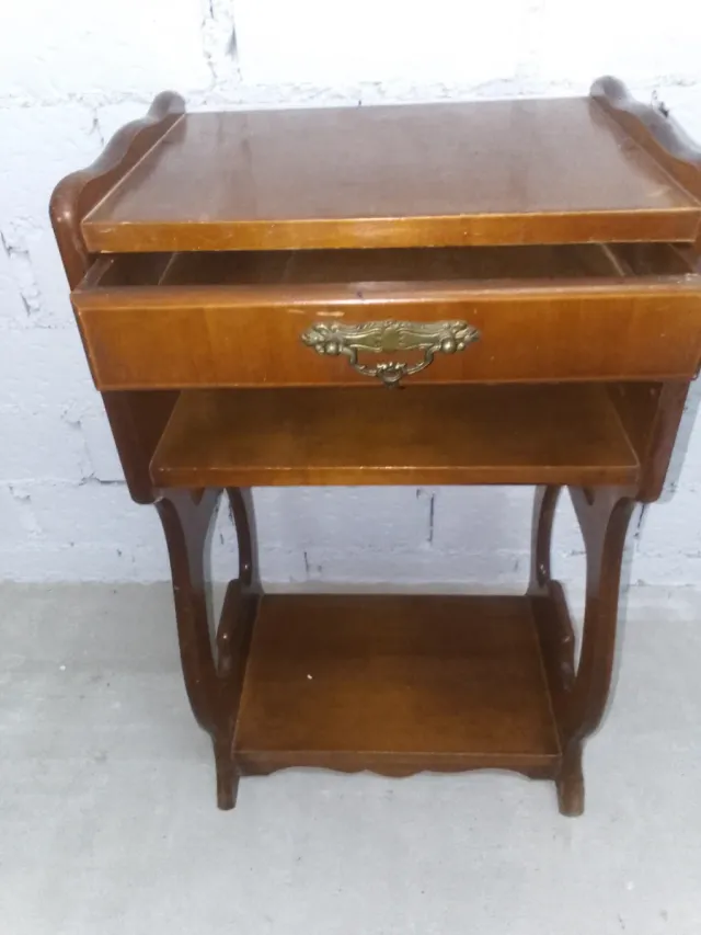 Mueble auxiliar madera