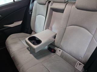 Lexus UX 2.0 250h Premium