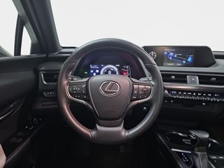 Lexus UX 2.0 250h Premium