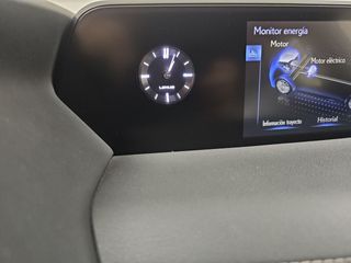 Lexus UX 2.0 250h Premium