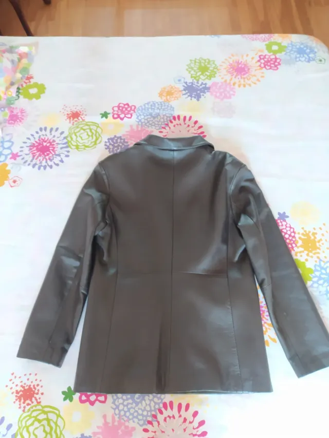 Americana de cuero marrón Mujer