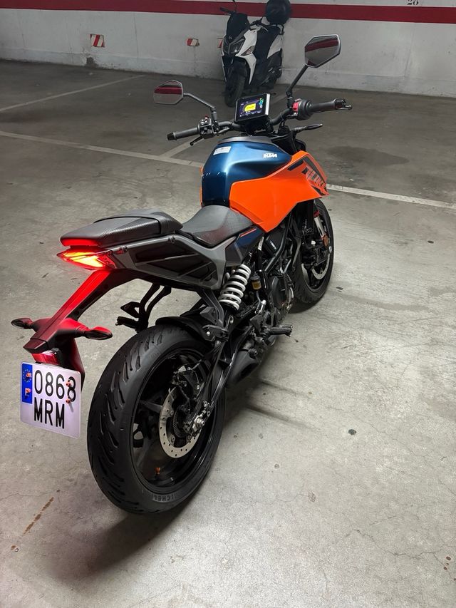 KTM Duke 125