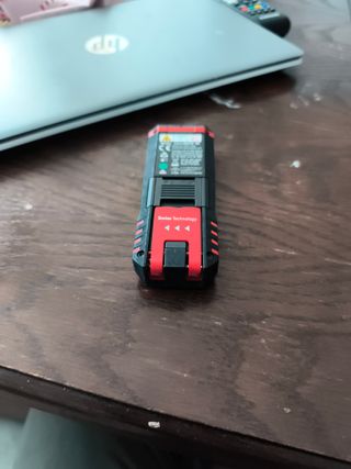 Medidor  Leica disto d2 Geosystems