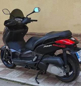 Yamaha X-MAX 250 Scooter