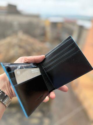 Portafoglio Piquadro nero e blu