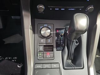 Lexus NX 2.5 300h Premium 2WD