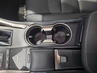 Lexus NX 2.5 300h Premium 2WD