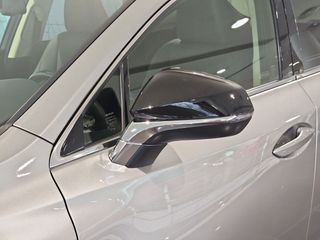 Lexus NX 2.5 300h Premium 2WD