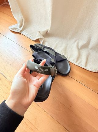 Sandalias Valentino Garavani Negro/Verde Oliva