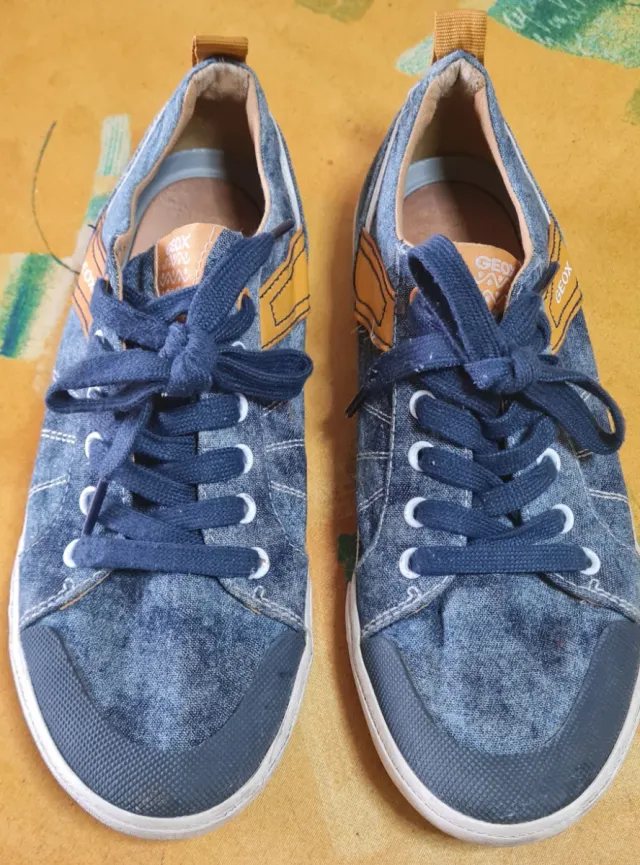 Zapatillas Geox azul y beige