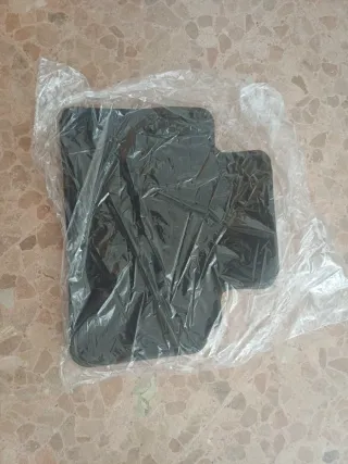 Alfombrillas de coche negras