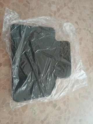 Alfombrillas de coche negras