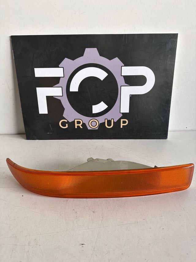 Intermitente derecho Renault Master ref:7700352108