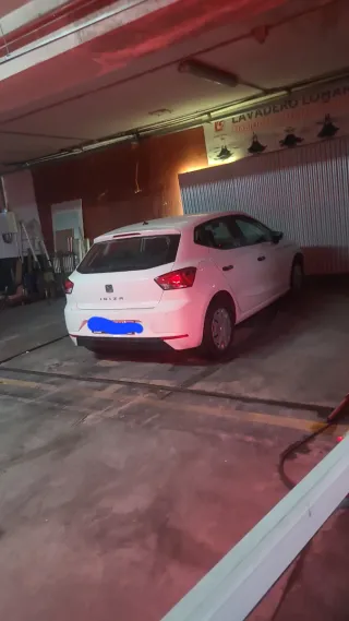 Servicio de lavado de coches integral